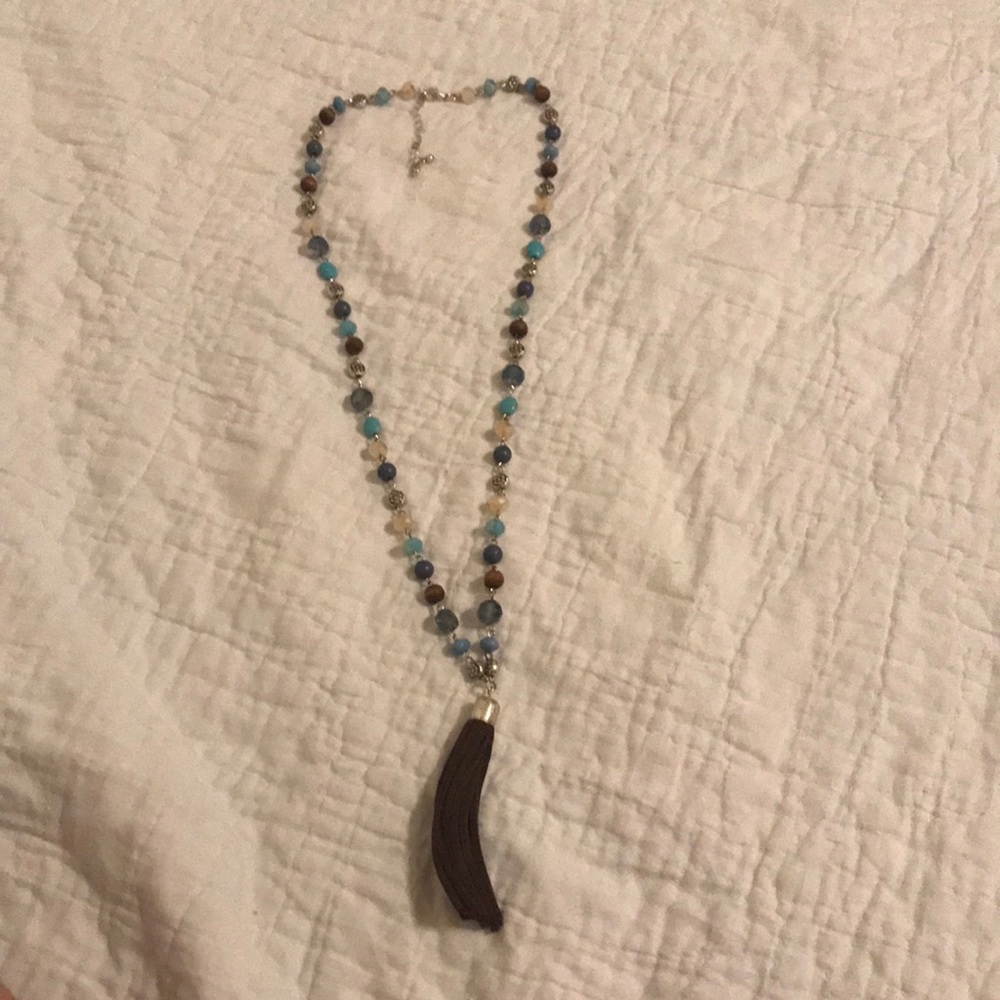 Used once! Western style necklace w/ brown tassel